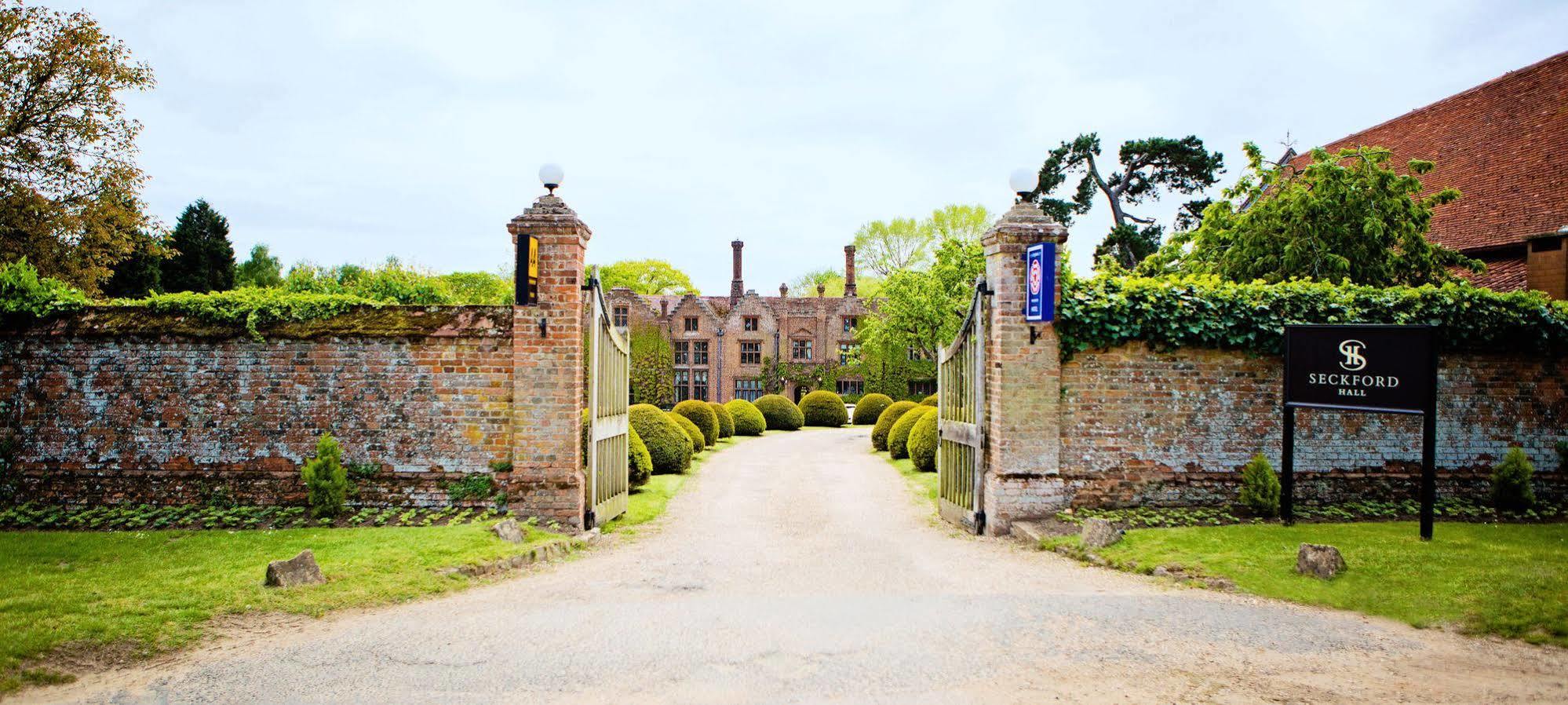 Seckford Hall Hotel & Spa Woodbridge Buitenkant foto